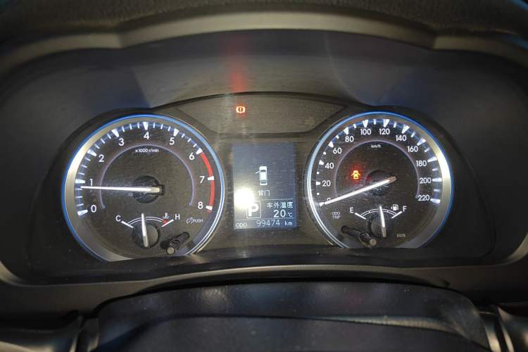 Used Toyota Highlander 2015 2.0T Four-Wheel Drive Luxury Edition 7-Seater Instrument Cluster