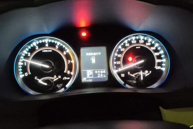 Used Toyota Highlander 2015 2.0T Four-Wheel Drive Luxury Edition 7-Seater Instrument Cluster