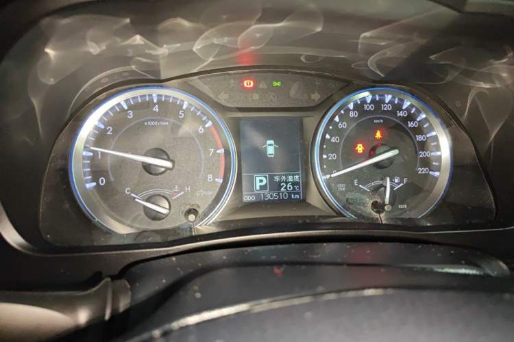 Used Toyota Highlander 2015 2.0T Four-Wheel Drive Luxury Edition 7-Seater Instrument Cluster