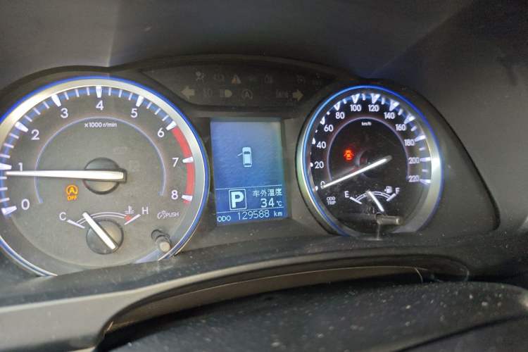 Used Toyota Highlander 2015 2.0T Four-Wheel Drive Luxury Edition 7-Seater Instrument Cluster
