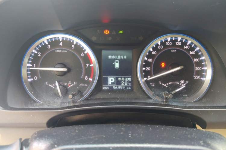 Used Toyota Highlander 2015 2.0T Four-Wheel Drive Luxury Edition 7-Seater Instrument Cluster