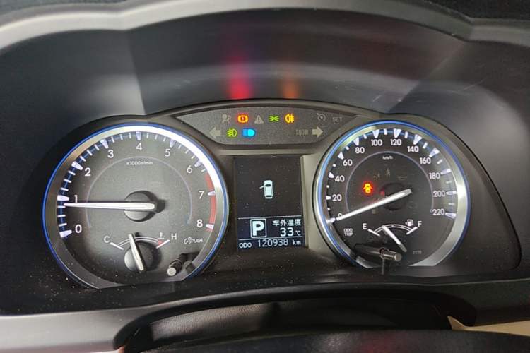 Used Toyota Highlander 2015 3.5L 4x4 Elite Edition 7-Seater Instrument Cluster