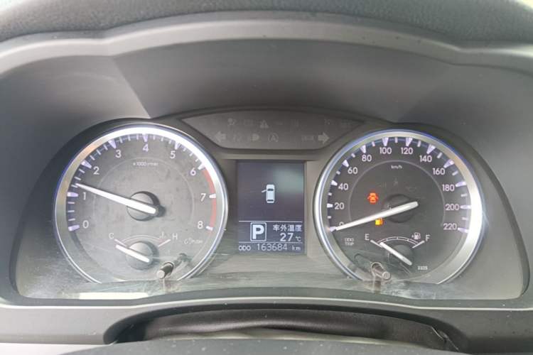 Used Toyota Highlander 2015 2.0T Four-Wheel Drive Luxury Edition 7-Seater Instrument Cluster