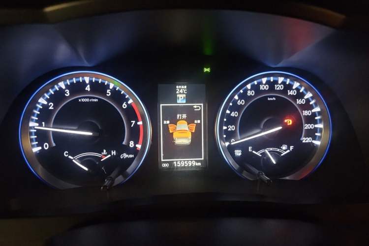 Used Toyota Highlander 2015 2.0T Four-Wheel Drive Ultimate Edition 7-Seater Instrument Cluster