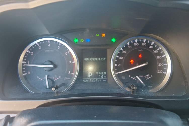 Used Toyota Highlander 2015 2.0T Two-Wheel Drive Luxury Edition 7 Seats Instrument Cluster