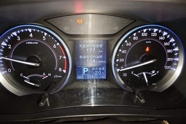 Used Toyota Highlander 2015 2.0T Two-Wheel Drive Luxury Edition 7 Seats Instrument Cluster