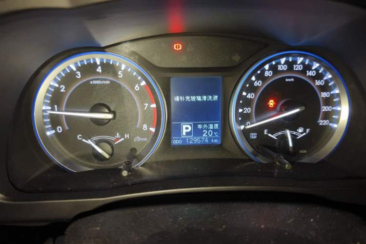 Used Toyota Highlander 2015 2.0T Four-Wheel Drive Luxury Edition 7-Seater Instrument Cluster