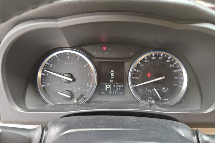 Used Toyota Highlander 2015 2.0T Two-Wheel Drive Elite Edition 7 Seats Instrument Cluster