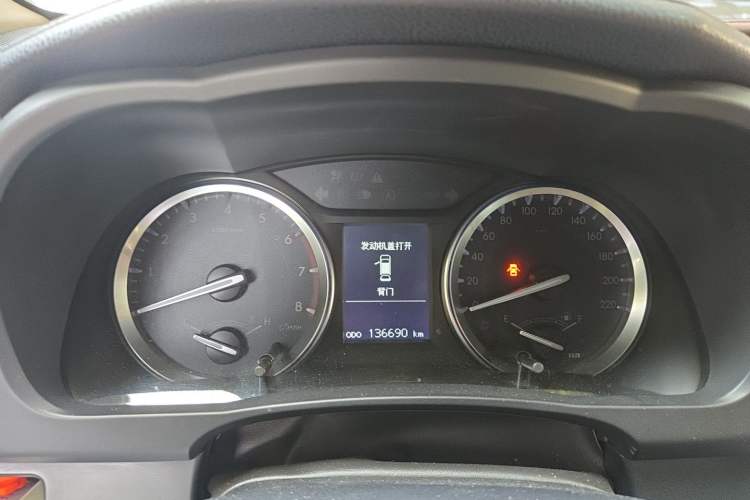 Used Toyota Highlander 2015 2.0T Four-Wheel Drive Luxury Edition 7-Seater Instrument Cluster