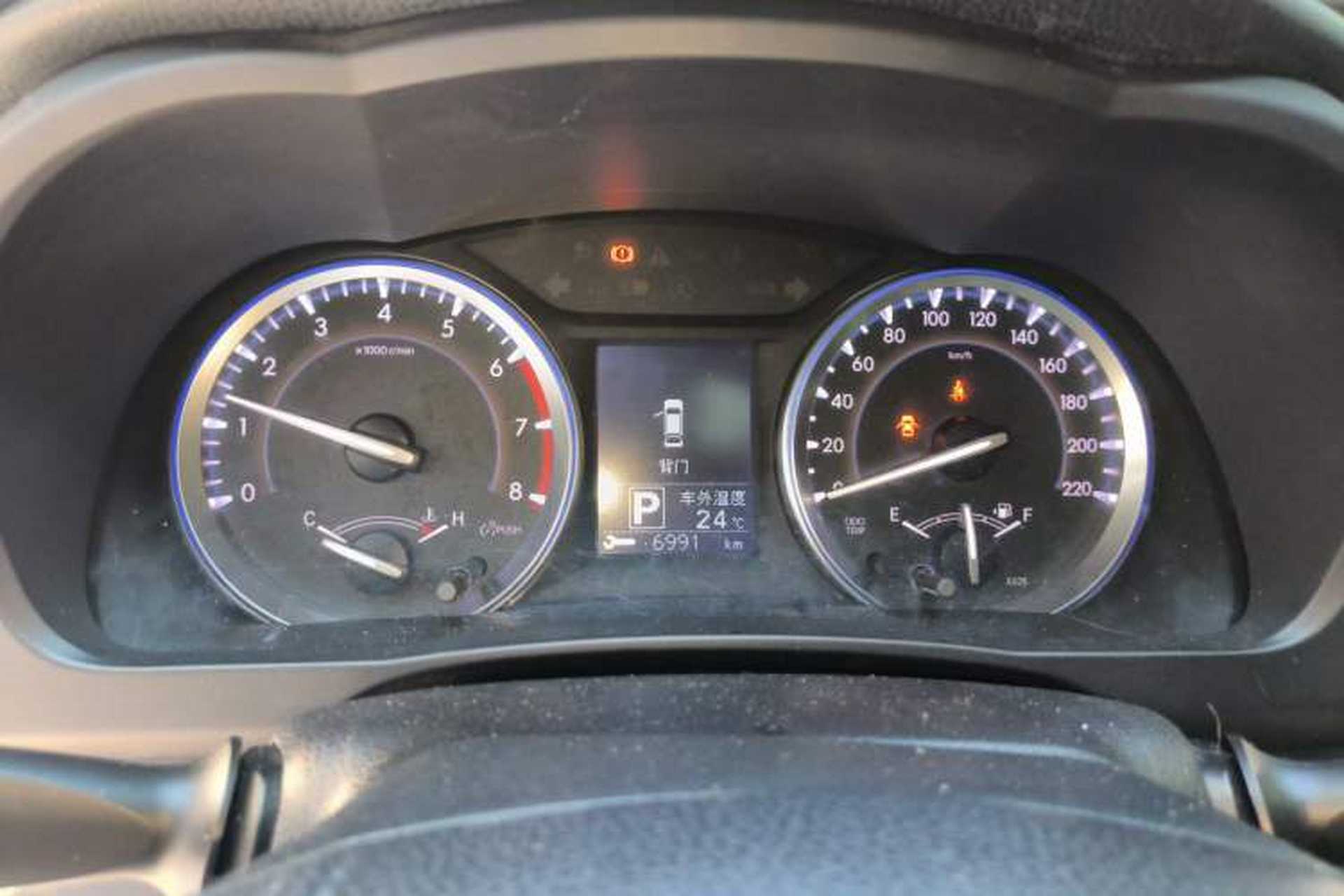 Used Toyota Highlander 2015 2.0T Four-Wheel Drive Luxury Edition 7-Seater Instrument Cluster