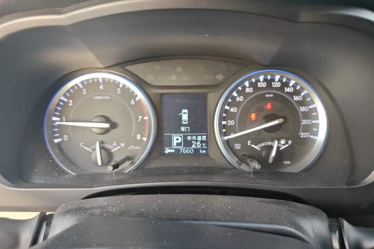 Used Toyota Highlander 2015 2.0T Four-Wheel Drive Luxury Edition 7-Seater Instrument Cluster