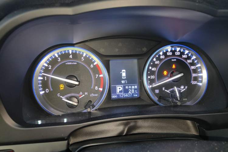 Used Toyota Highlander 2015 2.0T Four-Wheel Drive Luxury Edition 7-Seater Instrument Cluster