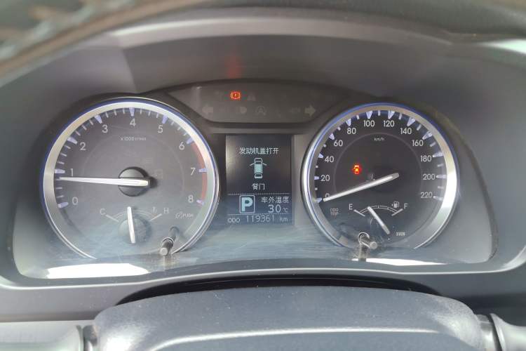 Used Toyota Highlander 2015 2.0T Four-Wheel Drive Luxury Edition 7-Seater Instrument Cluster