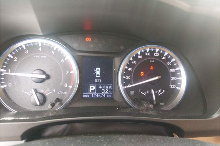 Used Toyota Highlander 2015 2.0T Four-Wheel Drive Luxury Edition 7-Seater Instrument Cluster