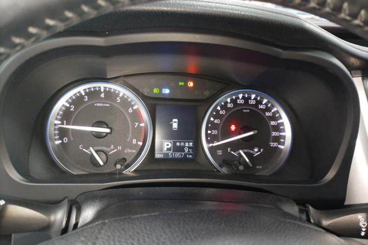 Used Toyota Highlander 2015 2.0T Four-Wheel Drive Luxury Edition 7-Seater Instrument Cluster