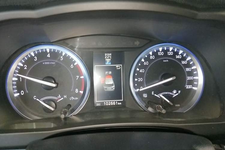 Used Toyota Highlander 2015 2.0T Four-Wheel Drive Luxury Edition 7-Seater Instrument Cluster