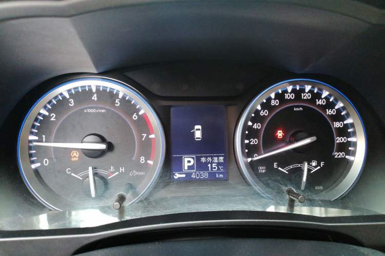Used Toyota Highlander 2015 2.0T Four-Wheel Drive Luxury Edition 7-Seater Instrument Cluster