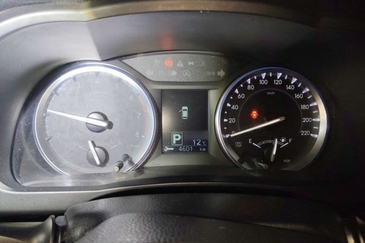 Used Toyota Highlander 2015 2.0T Four-Wheel Drive Luxury Edition 7-Seater Instrument Cluster