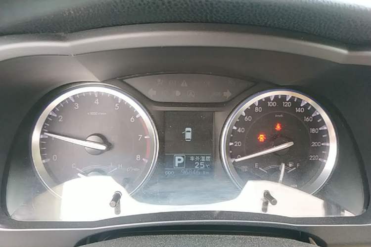 Used Toyota Highlander 2015 2.0T Four-Wheel Drive Elite Edition 7-Seater Instrument Cluster