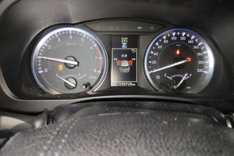 Used Toyota Highlander 2015 2.0T Four-Wheel Drive Ultimate Edition 7-Seater Instrument Cluster