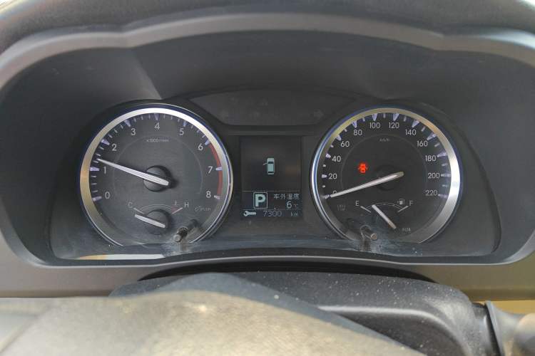 Used Toyota Highlander 2015 2.0T Four-Wheel Drive Elite Edition 7-Seater Instrument Cluster
