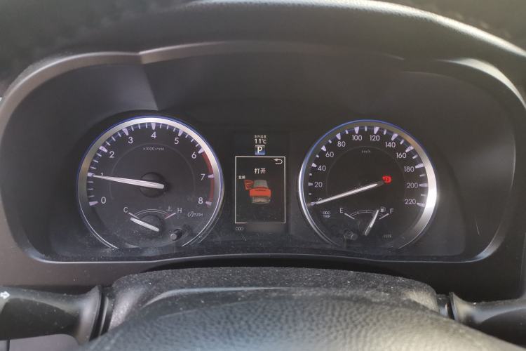 Used Toyota Highlander 2015 2.0T Four-Wheel Drive Ultimate Edition 7-Seater Instrument Cluster