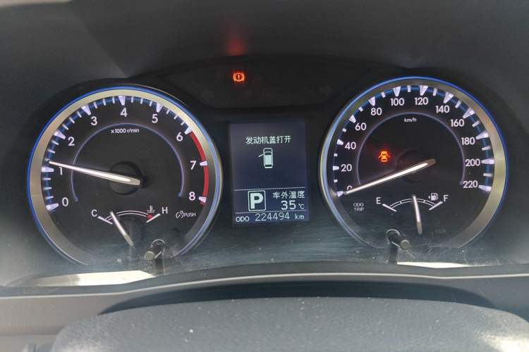 Used Toyota Highlander 2015 2.0T Four-Wheel Drive Luxury Edition 7-Seater Instrument Cluster