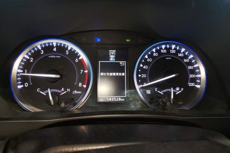 Used Toyota Highlander 2015 2.0T Four-Wheel Drive Ultimate Edition 7-Seater Instrument Cluster