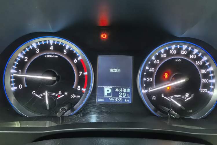Used Toyota Highlander 2015 2.0T Four-Wheel Drive Luxury Edition 7-Seater Instrument Cluster