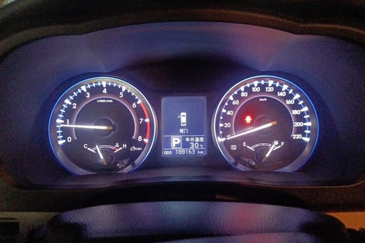 Used Toyota Highlander 2015 2.0T Four-Wheel Drive Luxury Navigation Version with 7 Seats Instrument Cluster
