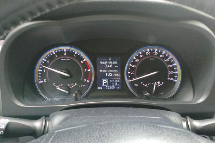 Used Toyota Highlander 2015 2.0T Four-Wheel Drive Luxury Edition 7-Seater Instrument Cluster