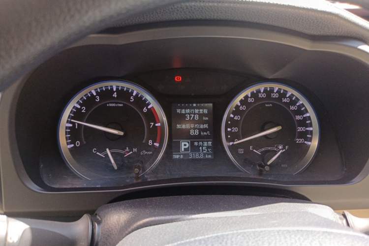 Used Toyota Highlander 2015 2.0T Four-Wheel Drive Elite Edition 7-Seater Instrument Cluster