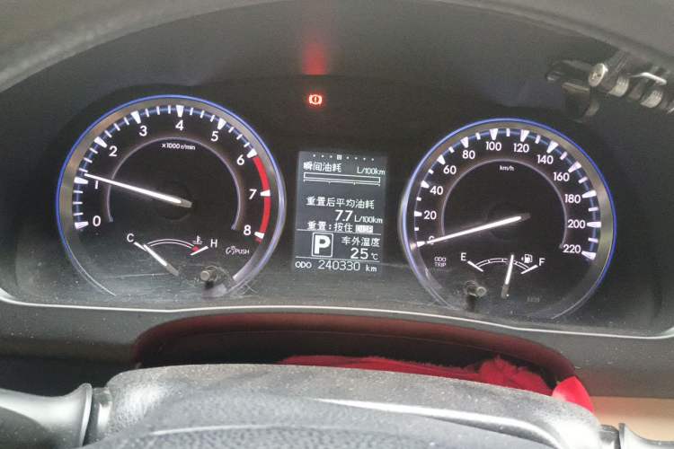 Used Toyota Highlander 2015 2.0T Two-Wheel Drive Elite Edition 7 Seats Instrument Cluster