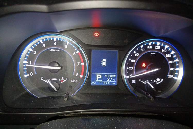 Used Toyota Highlander 2015 2.0T Four-Wheel Drive Luxury Edition 7-Seater Instrument Cluster