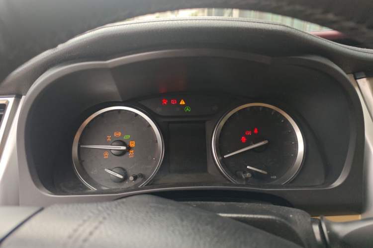 Used Toyota Highlander 2015 2.0T Four-Wheel Drive Luxury Edition 7-Seater Instrument Cluster