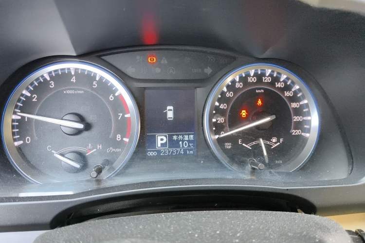 Used Toyota Highlander 2015 2.0T Four-Wheel Drive Elite Edition 7-Seater Instrument Cluster