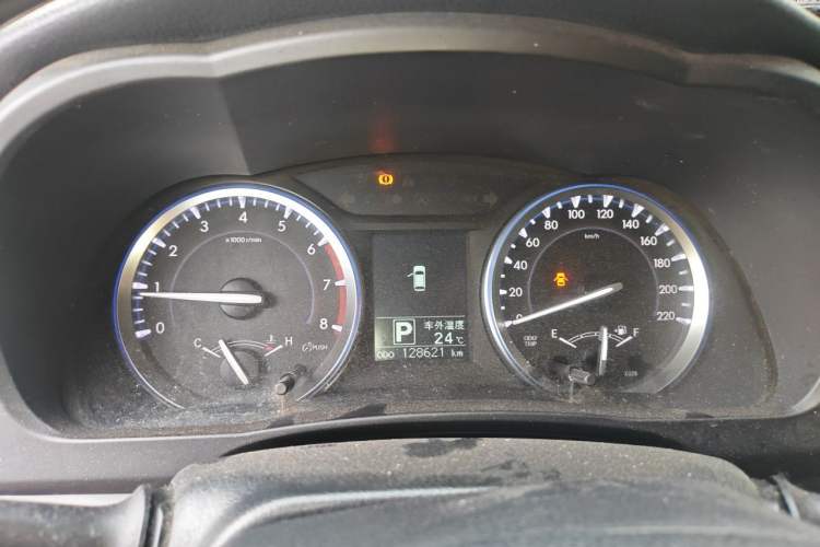 Used Toyota Highlander 2015 2.0T Four-Wheel Drive Luxury Edition 7-Seater Instrument Cluster