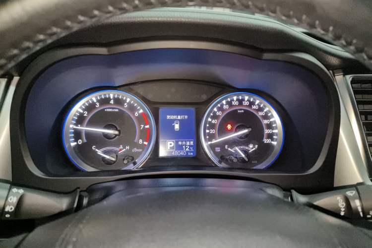 Used Toyota Highlander 2015 2.0T Four-Wheel Drive Luxury Edition 7-Seater Instrument Cluster