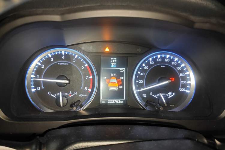 Used Toyota Highlander 2015 2.0T Four-Wheel Drive Ultimate Edition 7-Seater Instrument Cluster