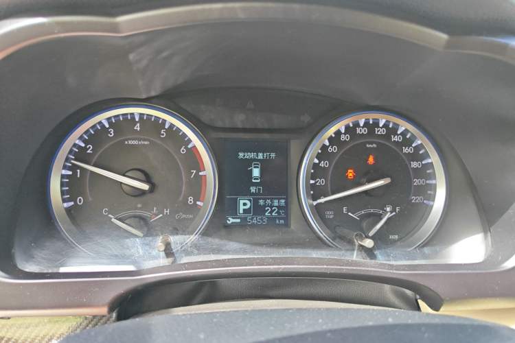 Used Toyota Highlander 2015 2.0T Four-Wheel Drive Luxury Edition 7-Seater Instrument Cluster