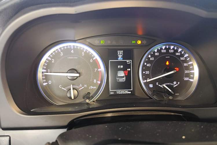 Used Toyota Highlander 2015 2.0T Four-Wheel Drive Ultimate Edition 7-Seater Instrument Cluster