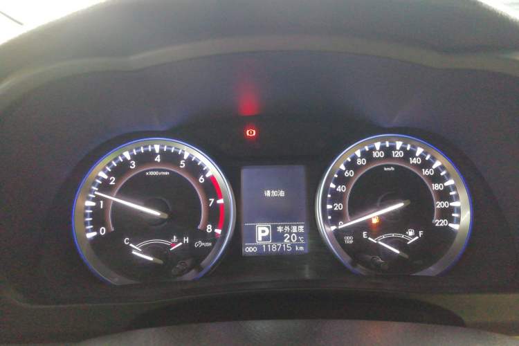 Used Toyota Highlander 2015 2.0T Four-Wheel Drive Luxury Edition 7-Seater Instrument Cluster