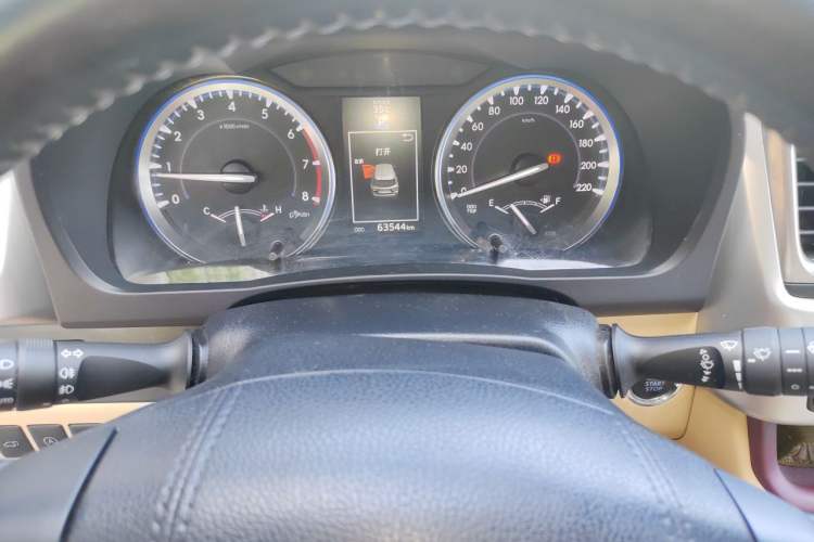 Used Toyota Highlander 2015 2.0T Four-Wheel Drive Ultimate Edition 7-Seater Instrument Cluster