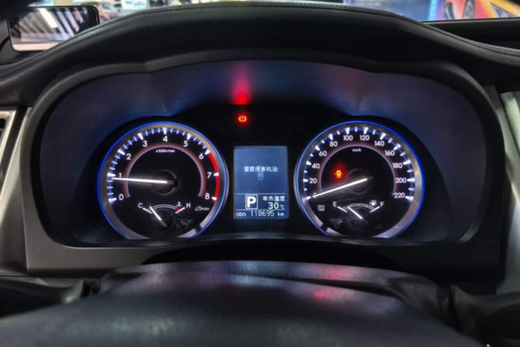 Used Toyota Highlander 2015 2.0T Four-Wheel Drive Luxury Edition 7-Seater Instrument Cluster