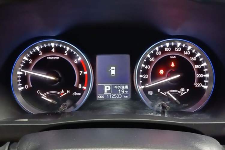 Used Toyota Highlander 2015 2.0T Four-Wheel Drive Luxury Edition 7-Seater Instrument Cluster