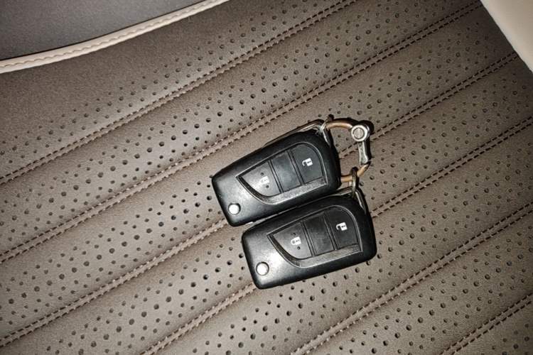 Used Toyota Highlander 2015 2.0T Two-Wheel Drive Elite Edition 5 Seats Interior 1