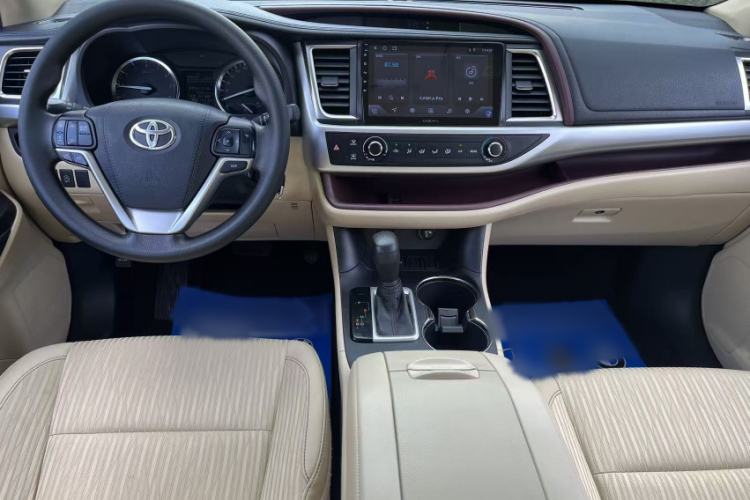 Used Toyota Highlander 2015 2.0T Two-Wheel Drive Elite Edition 5 Seats Interior 3
