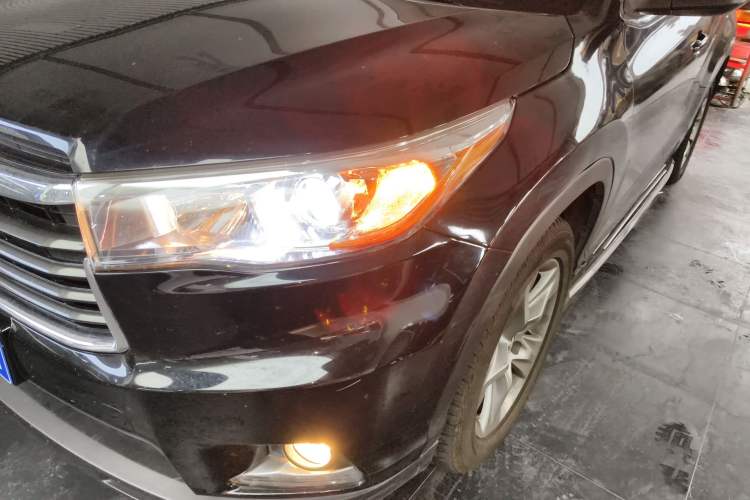 Used Toyota Highlander 2015 2.0T Four-Wheel Drive Luxury Edition 7-Seater Left Front Headlight