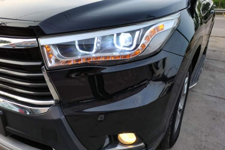 Used Toyota Highlander 2015 2.0T Four-Wheel Drive Luxury Edition 7-Seater Left Front Headlight