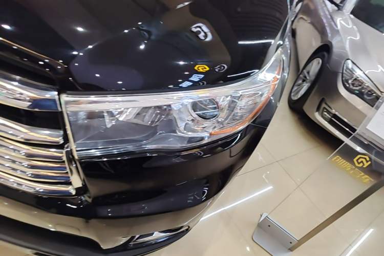 Used Toyota Highlander 2015 2.0T Four-Wheel Drive Luxury Edition 7-Seater Left Front Headlight